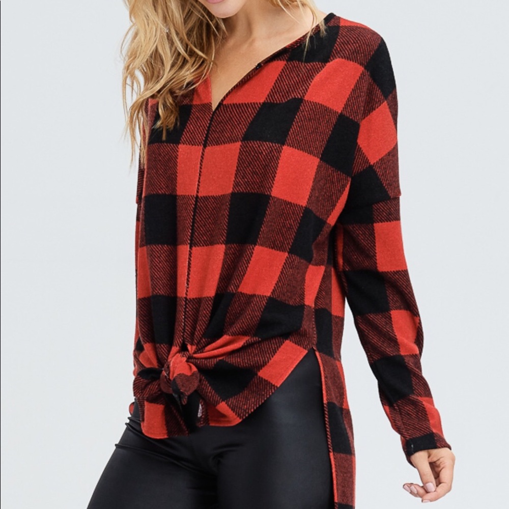 ❗️SALE ❗️Plaid Front Tie Side Slit Sweater - Picture 4 of 6